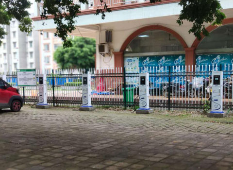 柳州市第八中学-7KW立式交流充电桩-6 柳州市第八中学-7KW立式交流充电桩-6