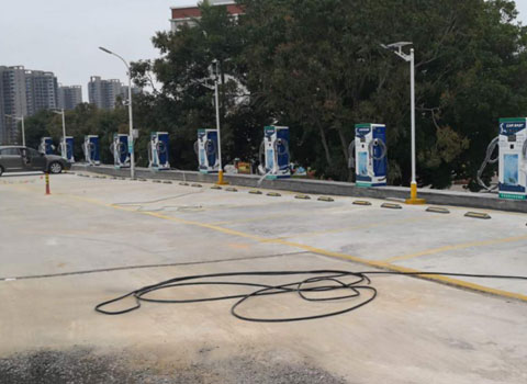 ���Ÿ��������վ����-120KW˫ǹֱ�����׮-60KW��ǹֱ�����׮(ͼ2)